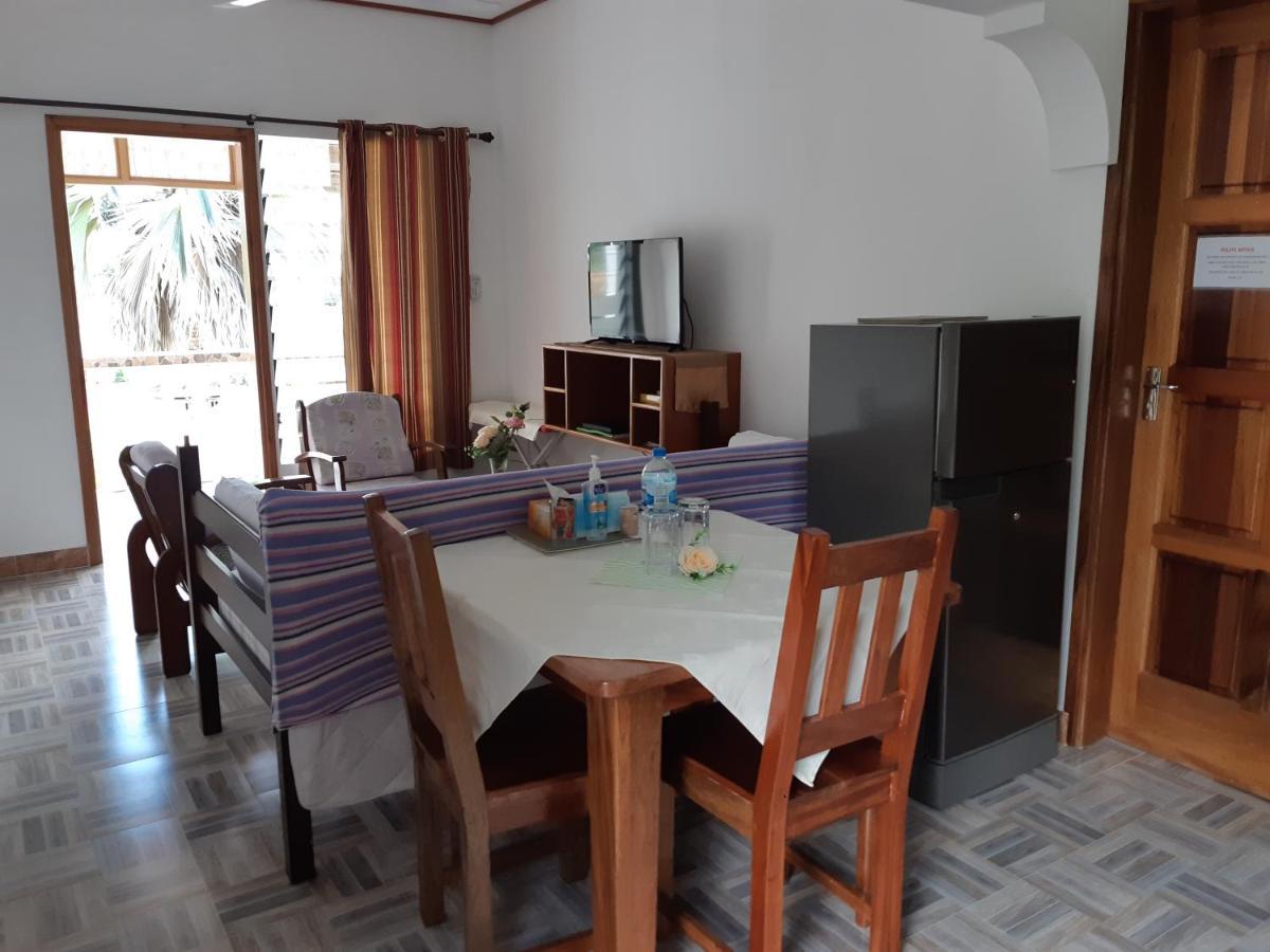 Holiday home La D'almee And *