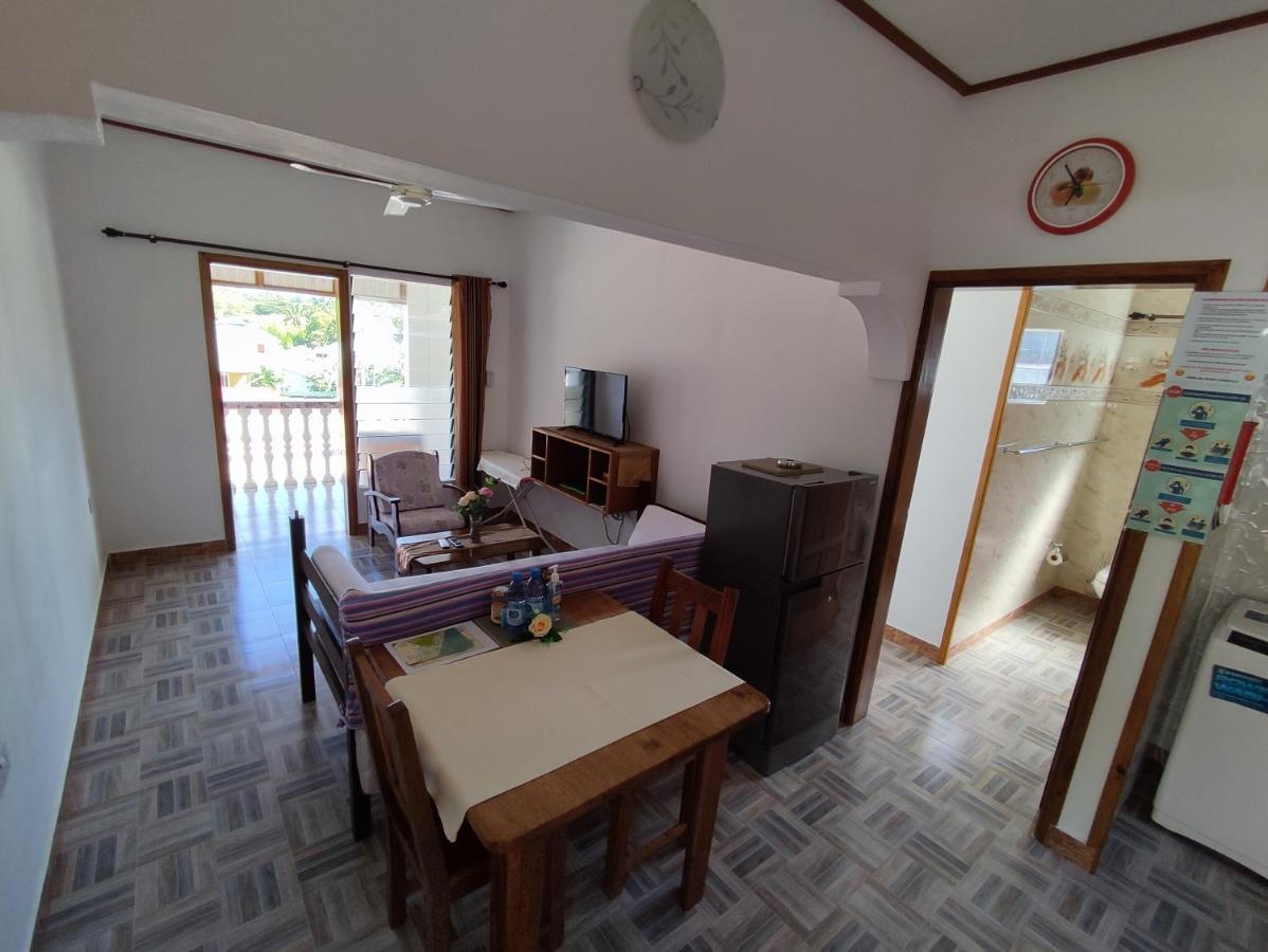 Holiday home La D'almee And *